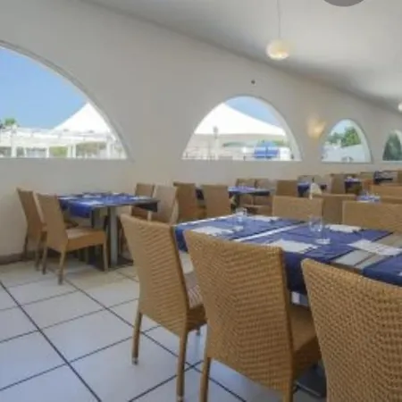 Salento Villaggio Turistico Residenza Torre Rinalda Lägenhetshotell *